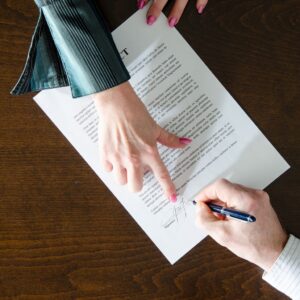 Mirastan Feragat Sözleşmesi